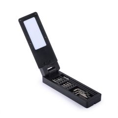 Werkzeugset mit wiederaufladbarer Taschenlampe in Kunststoff und Metall, S26199