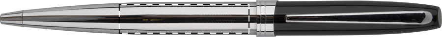 Ballpoint pen barrel - in line with clip